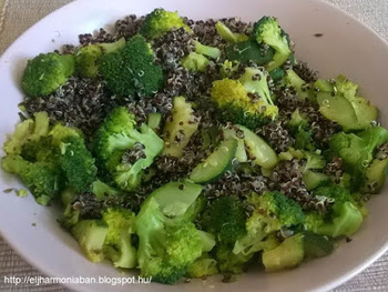Fekete quinoa brokkolival s cukkinivel